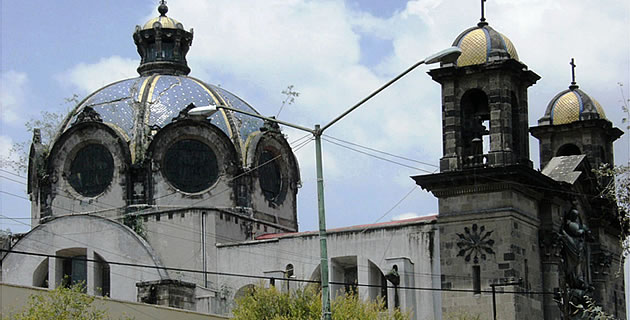 Iglesia De Nuestra Señora La Reina De Los Ángeles